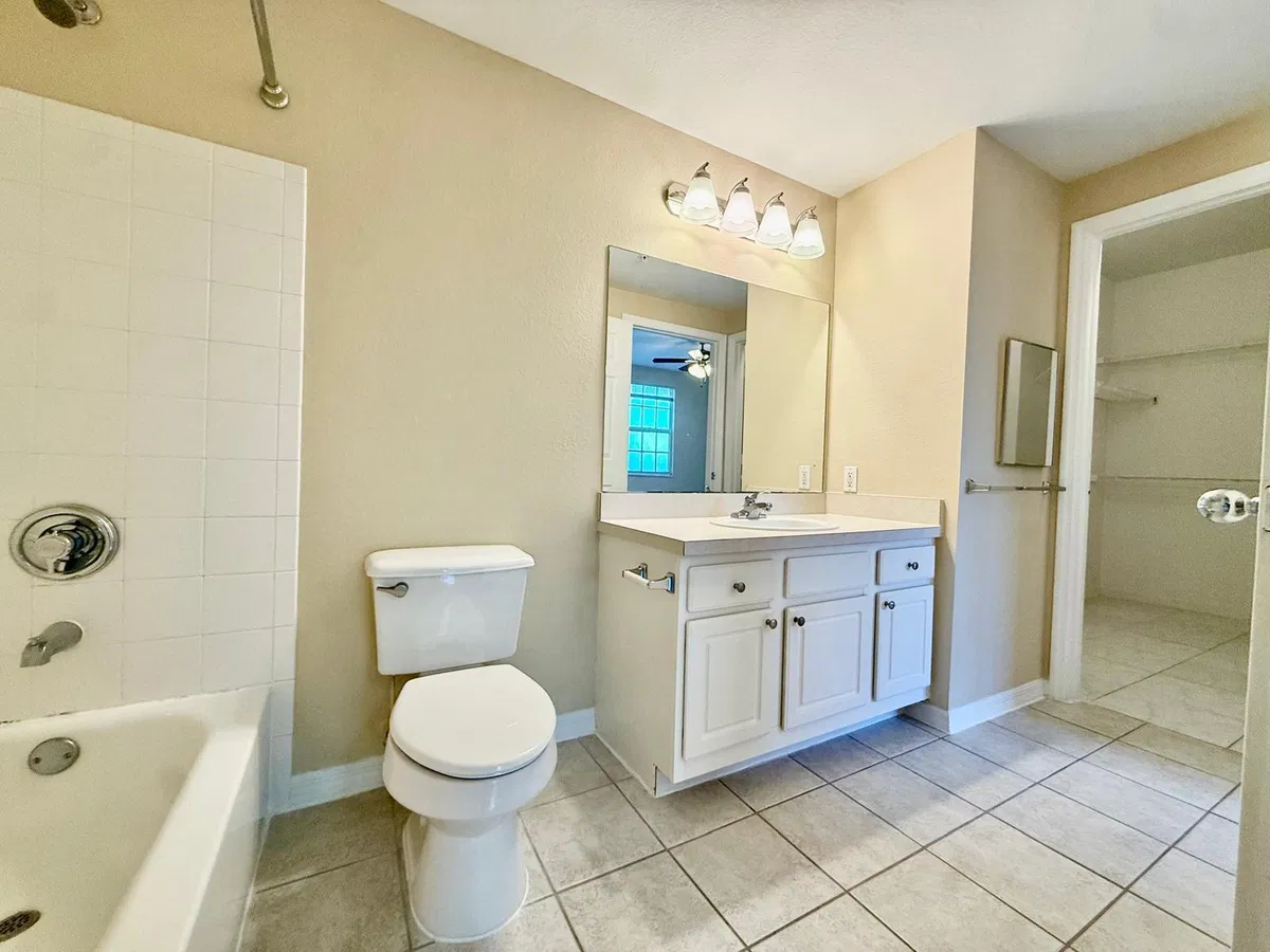  Unit 102 photo 10