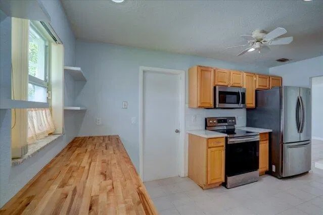 Residence photo 16
