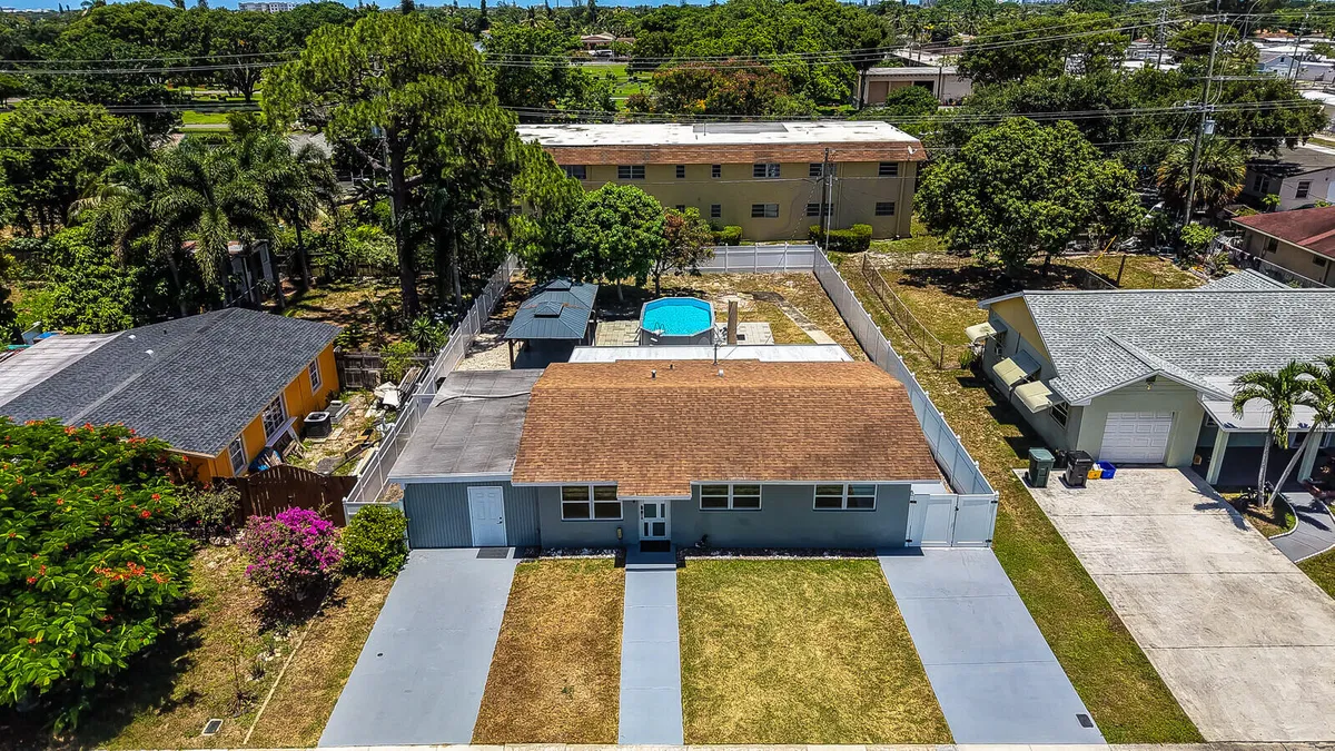 Residence photo 37