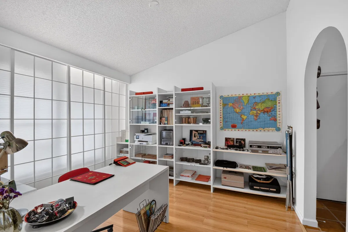 Residence photo 10