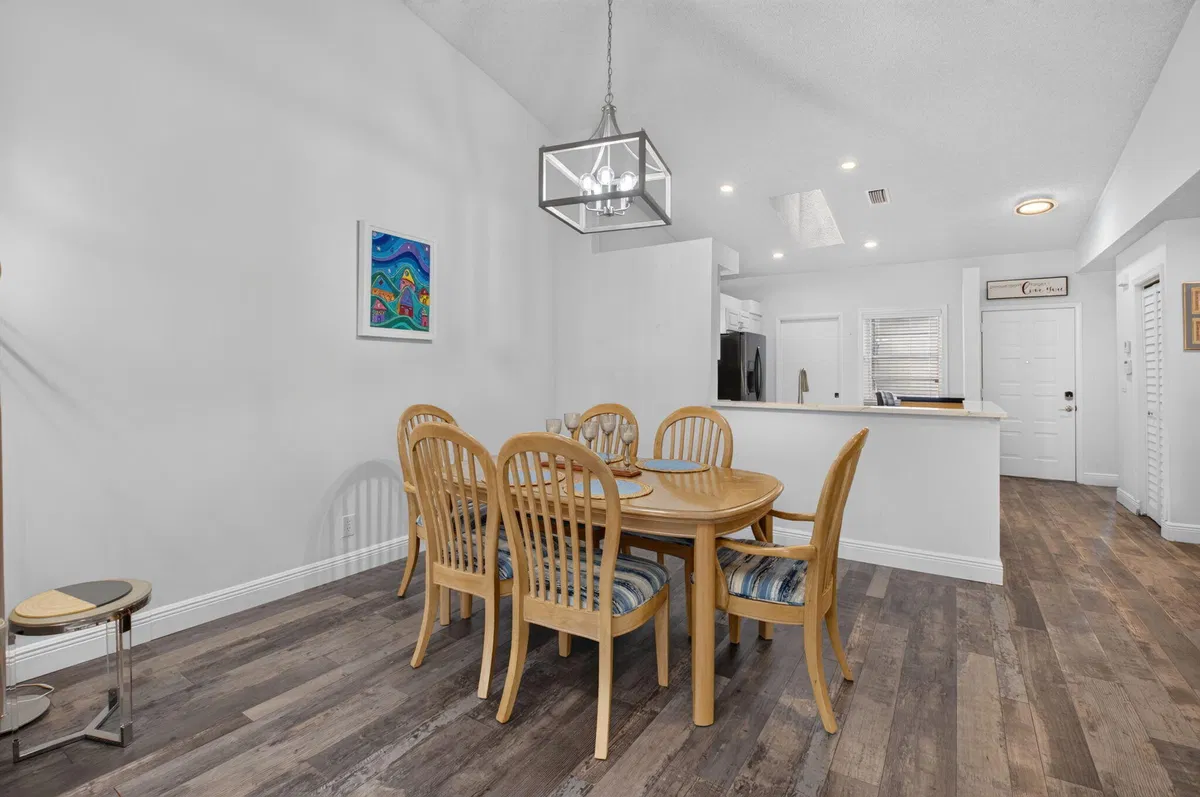  Residence photo 13
