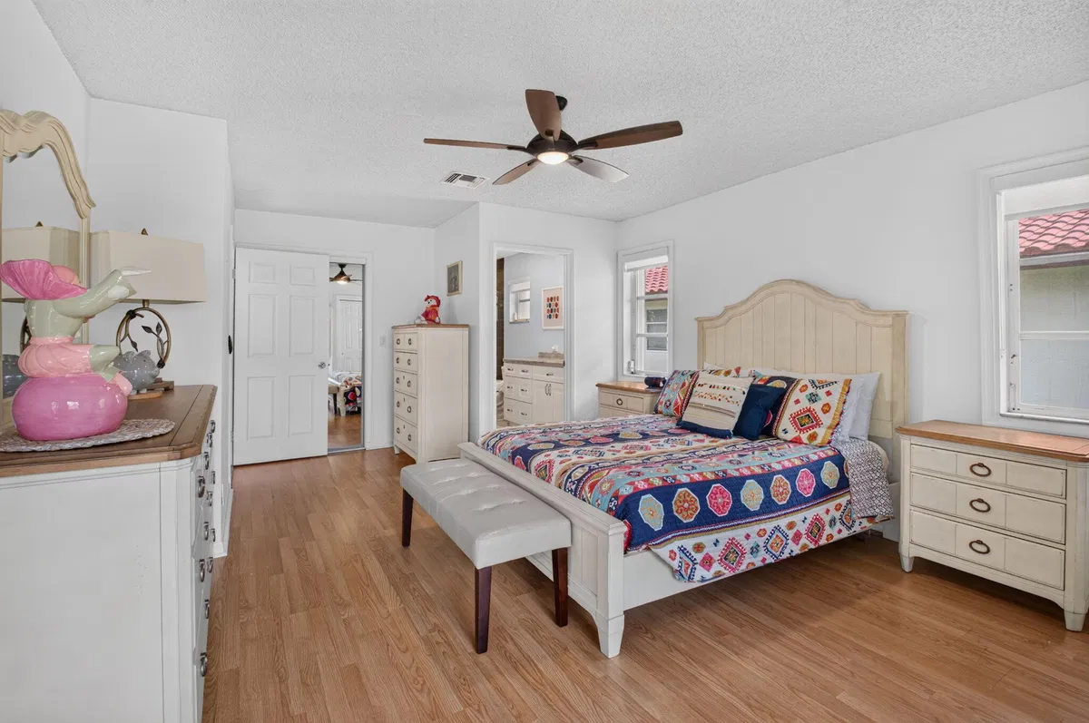  Residence photo 22