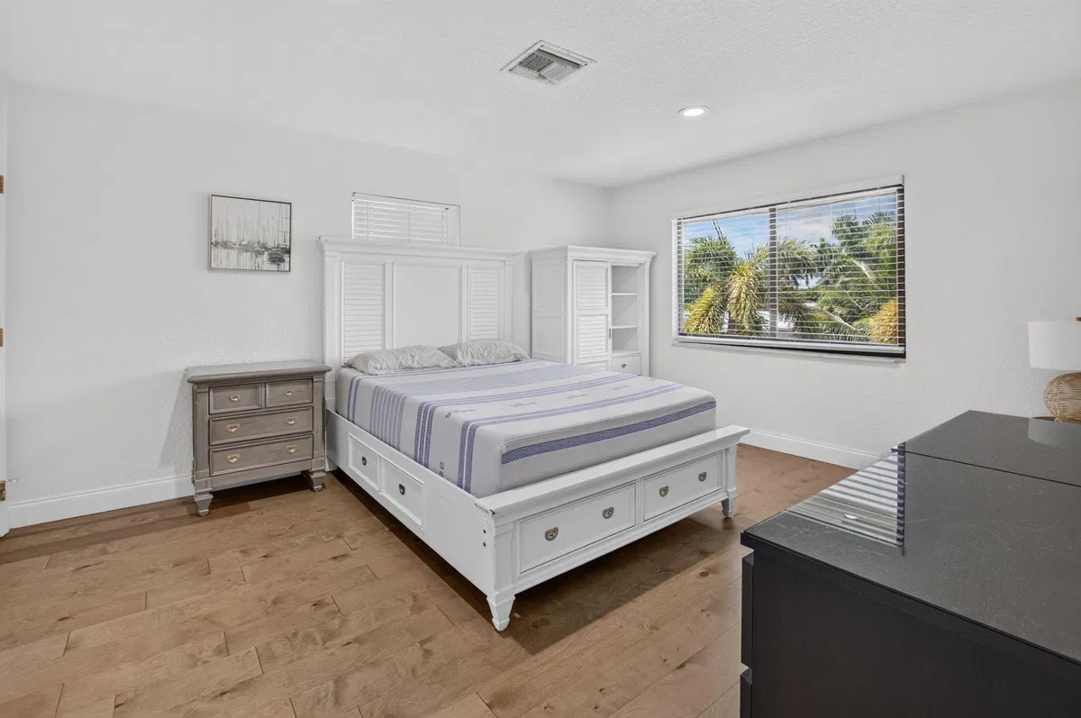 Residence photo 25