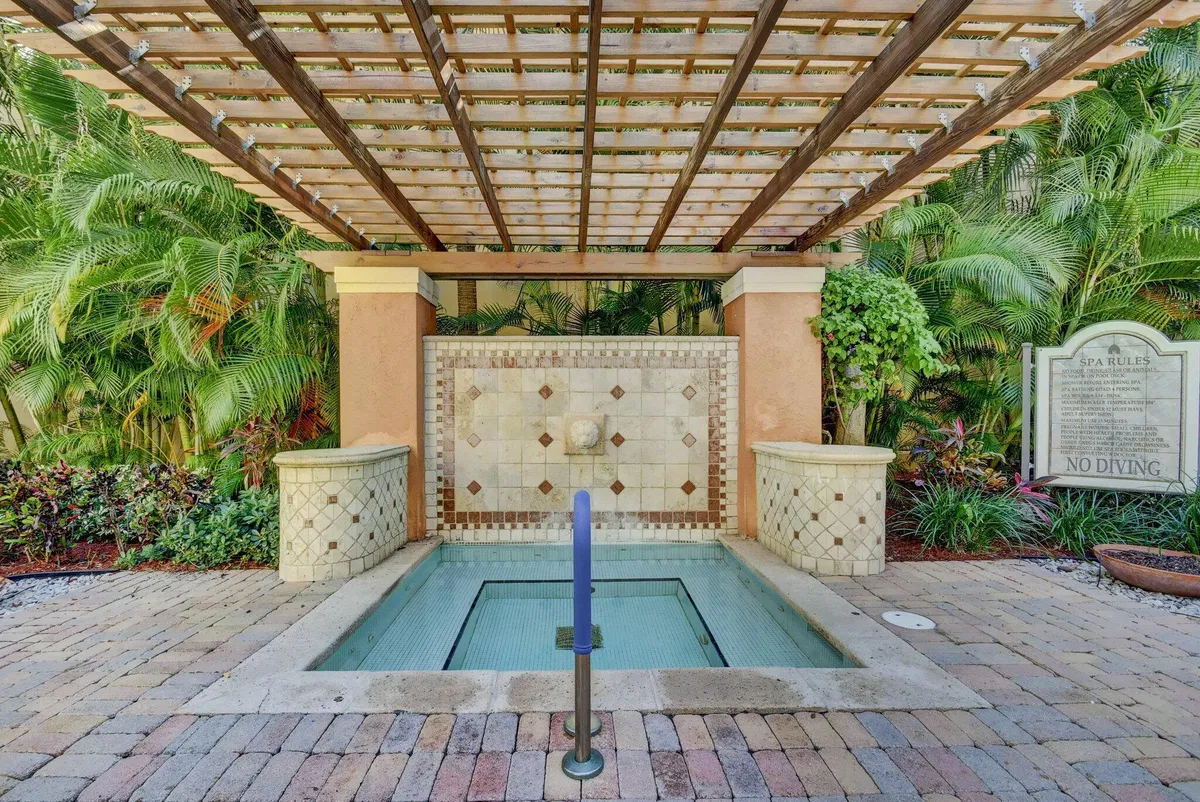 Courtyards in Cityplace Unit 223 photo 10
