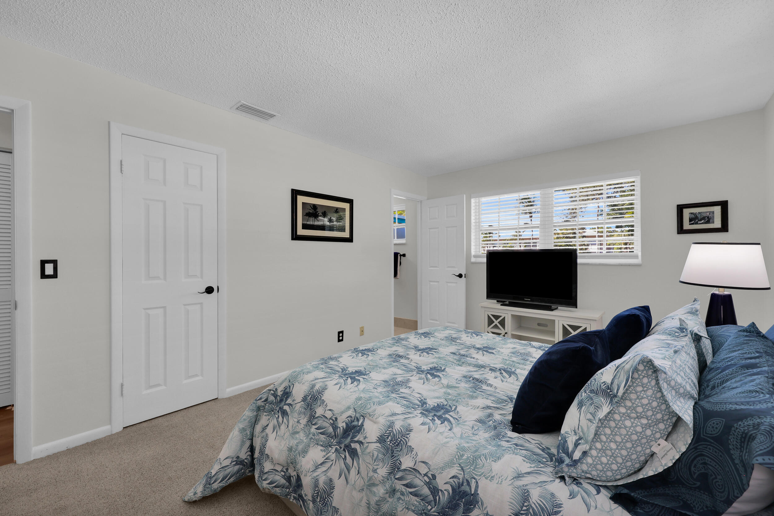 Residence photo 25