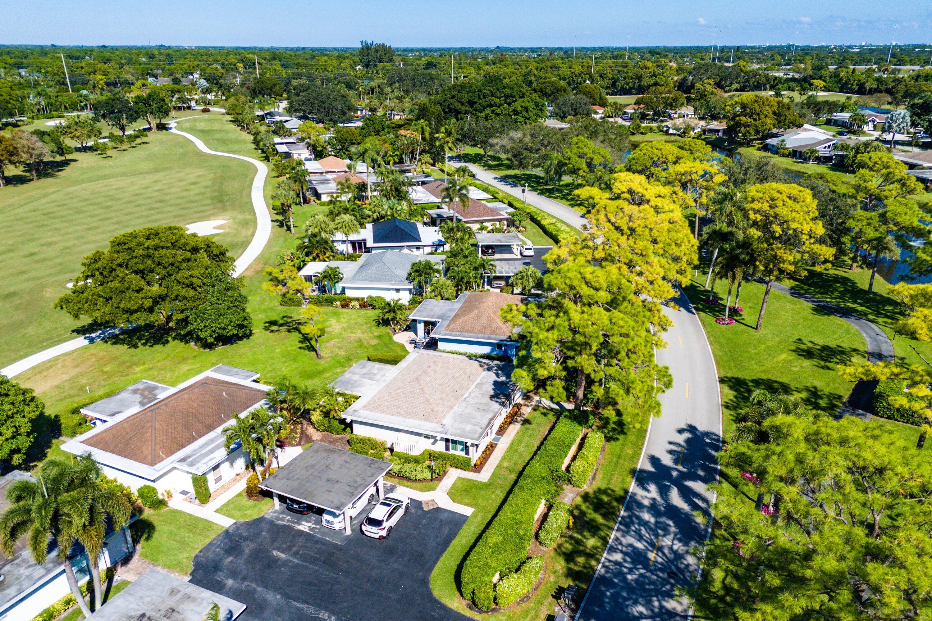 Eastpointe Country Club Residence photo 34