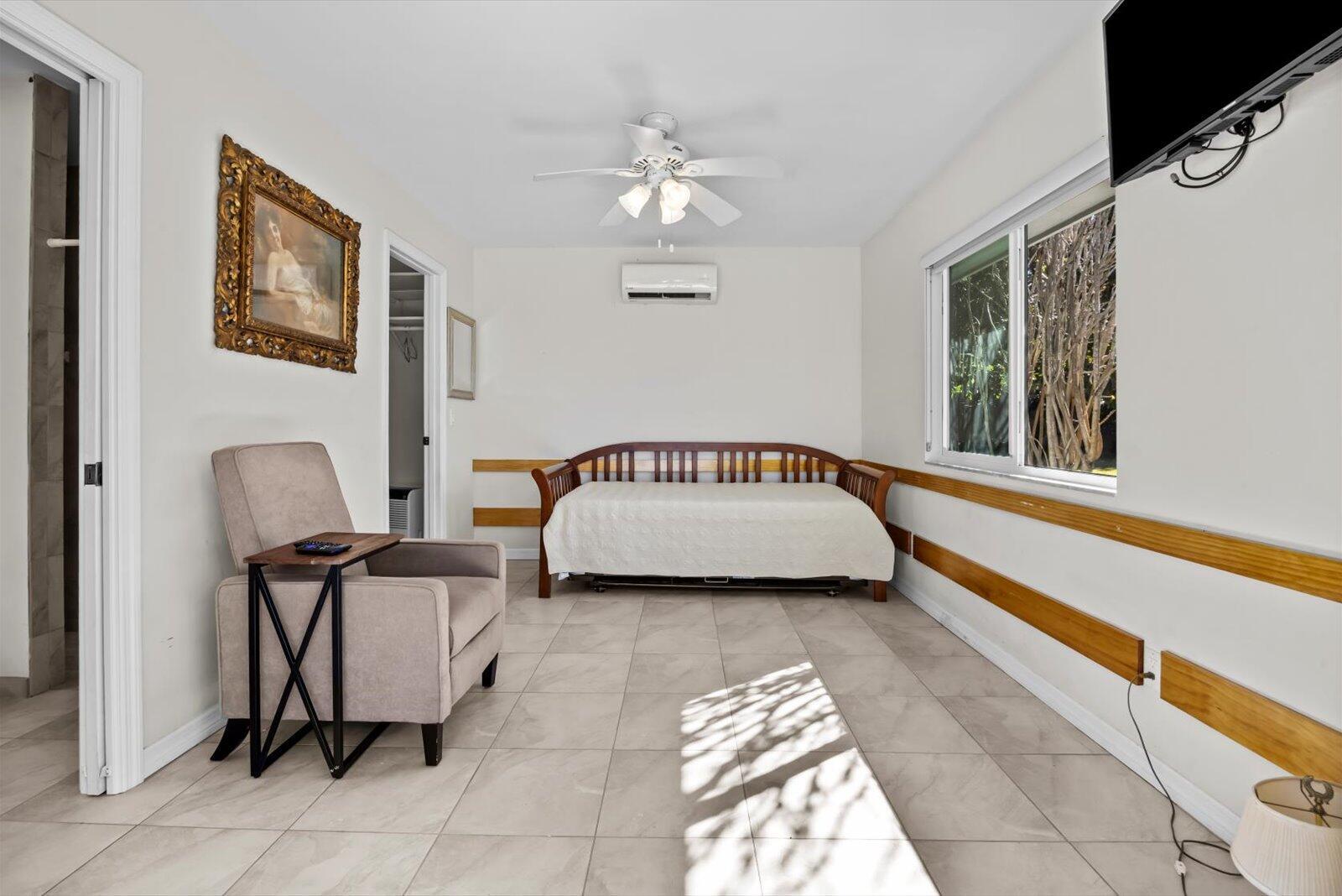 Residence photo 34