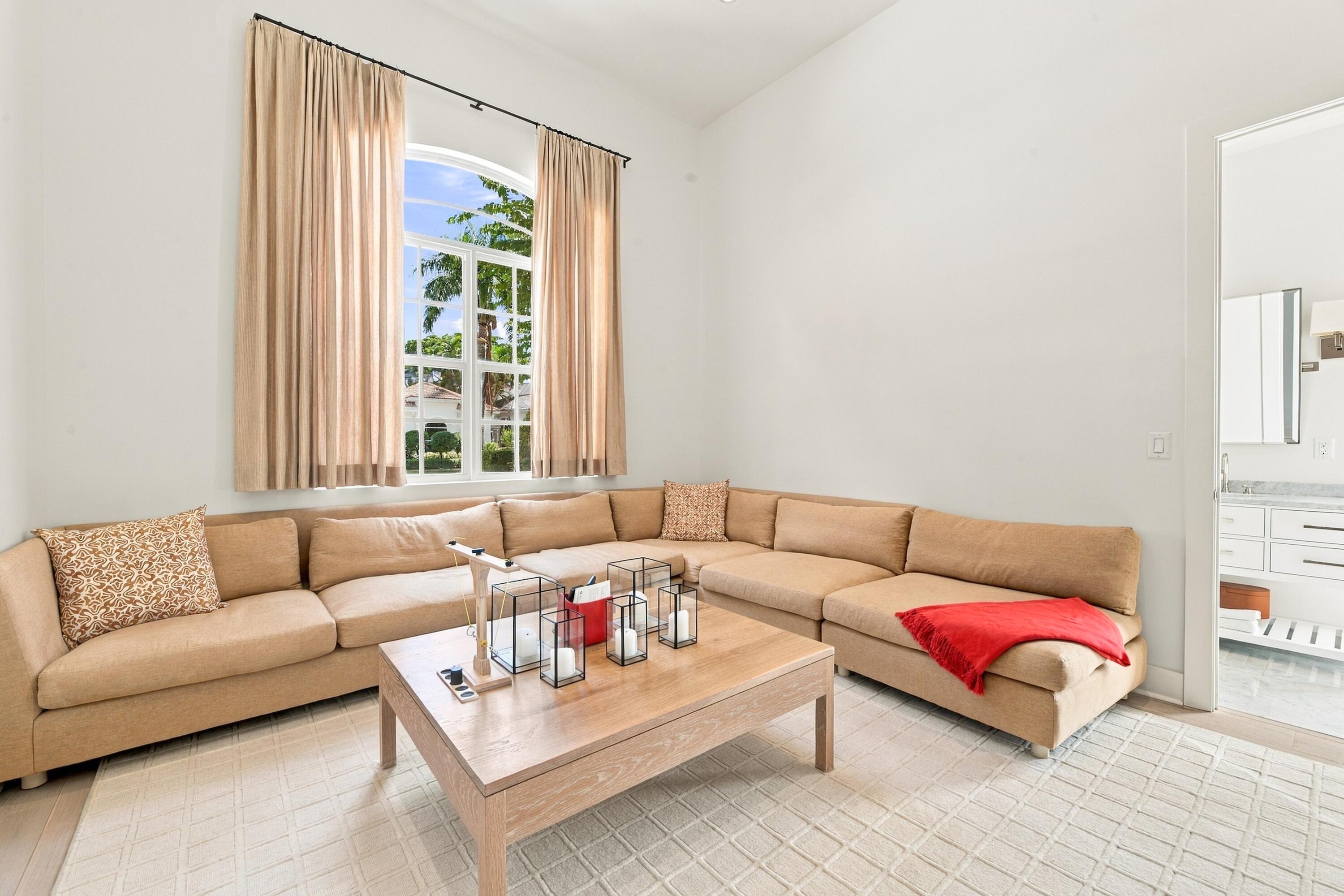 Equestrian Club Estates Residence photo 34