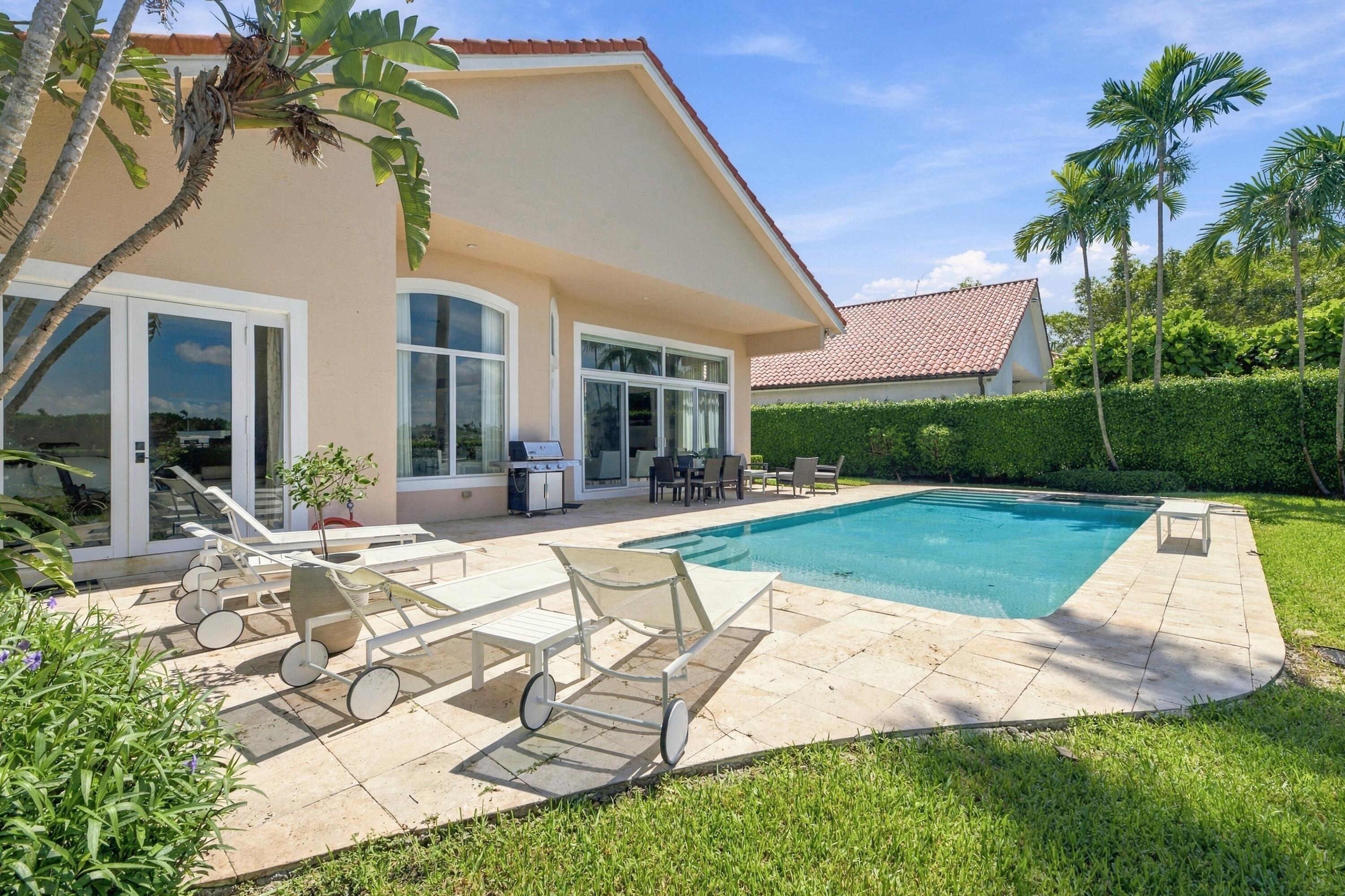 Equestrian Club Estates Residence photo 46