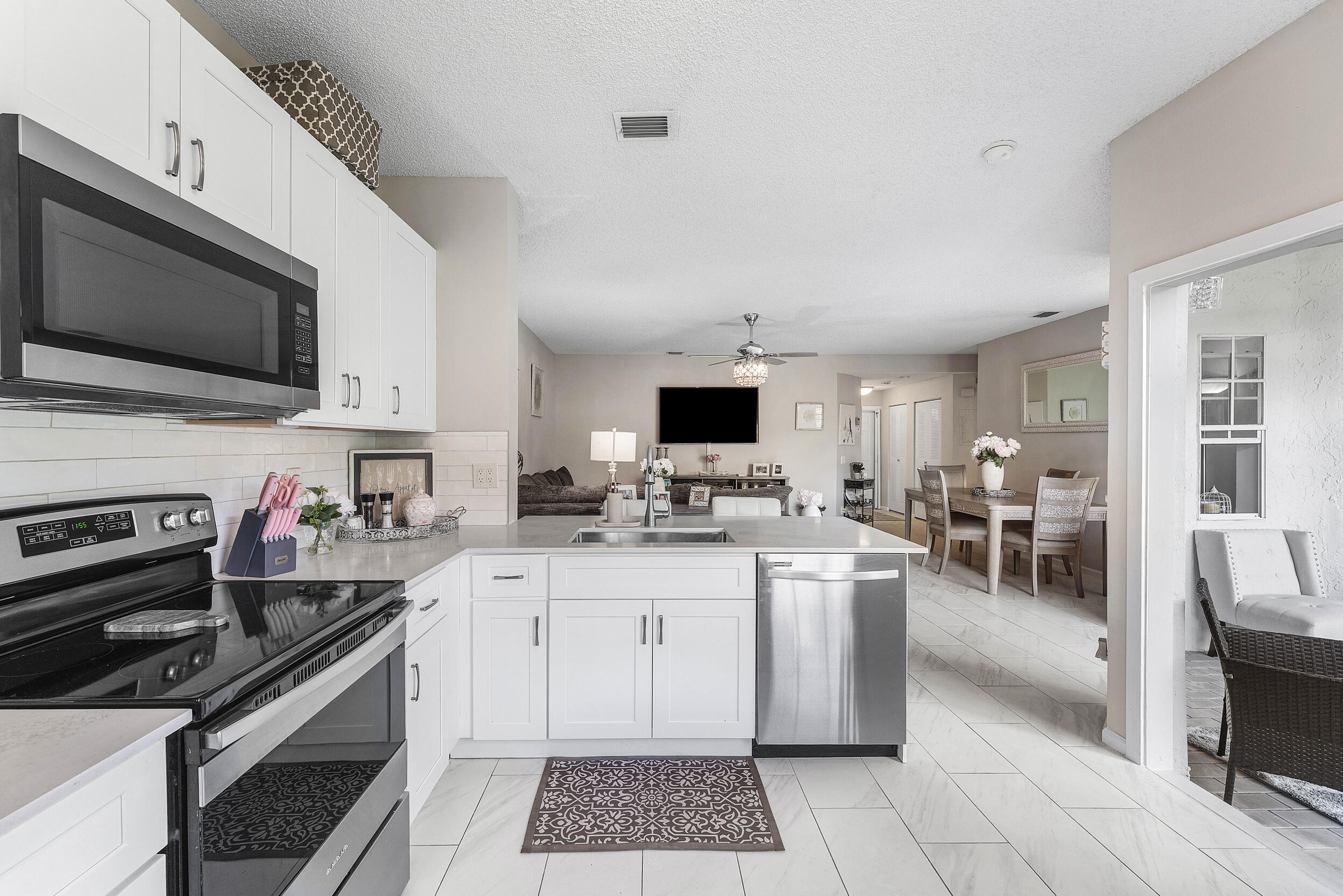 Residence photo 10