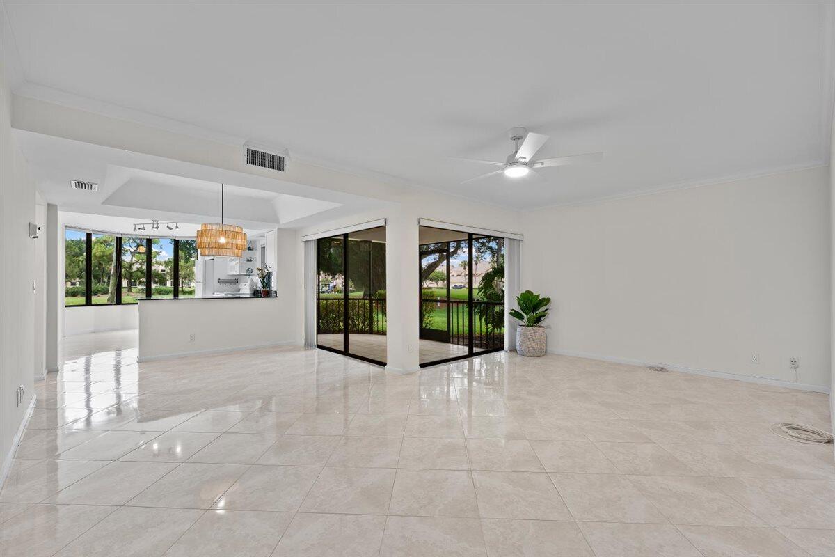 Jonathan's Landing Jupiter FL Unit 117 photo 10