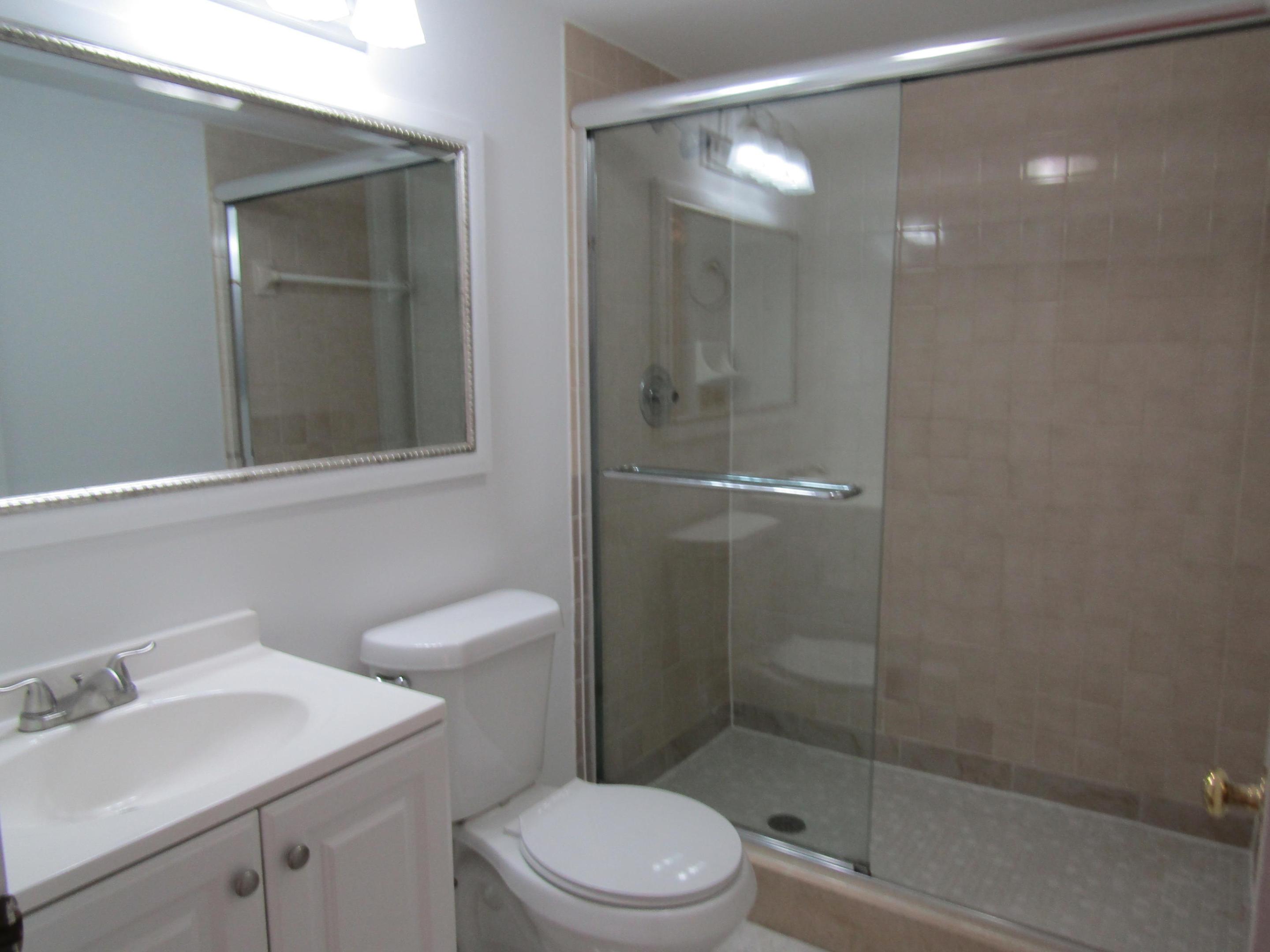 Unit A photo 22