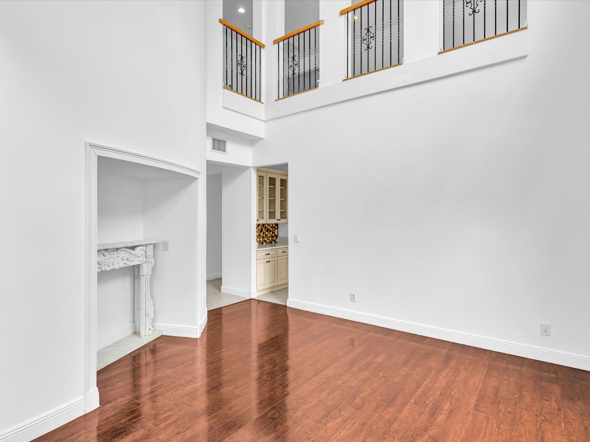  Residence photo 25