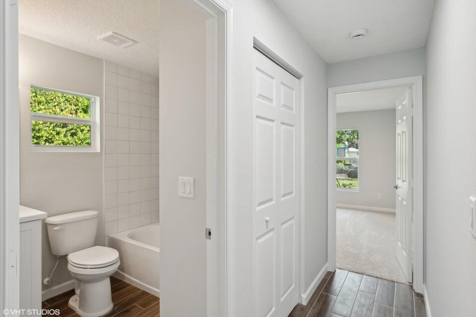 West Palm Beach Residence photo 13