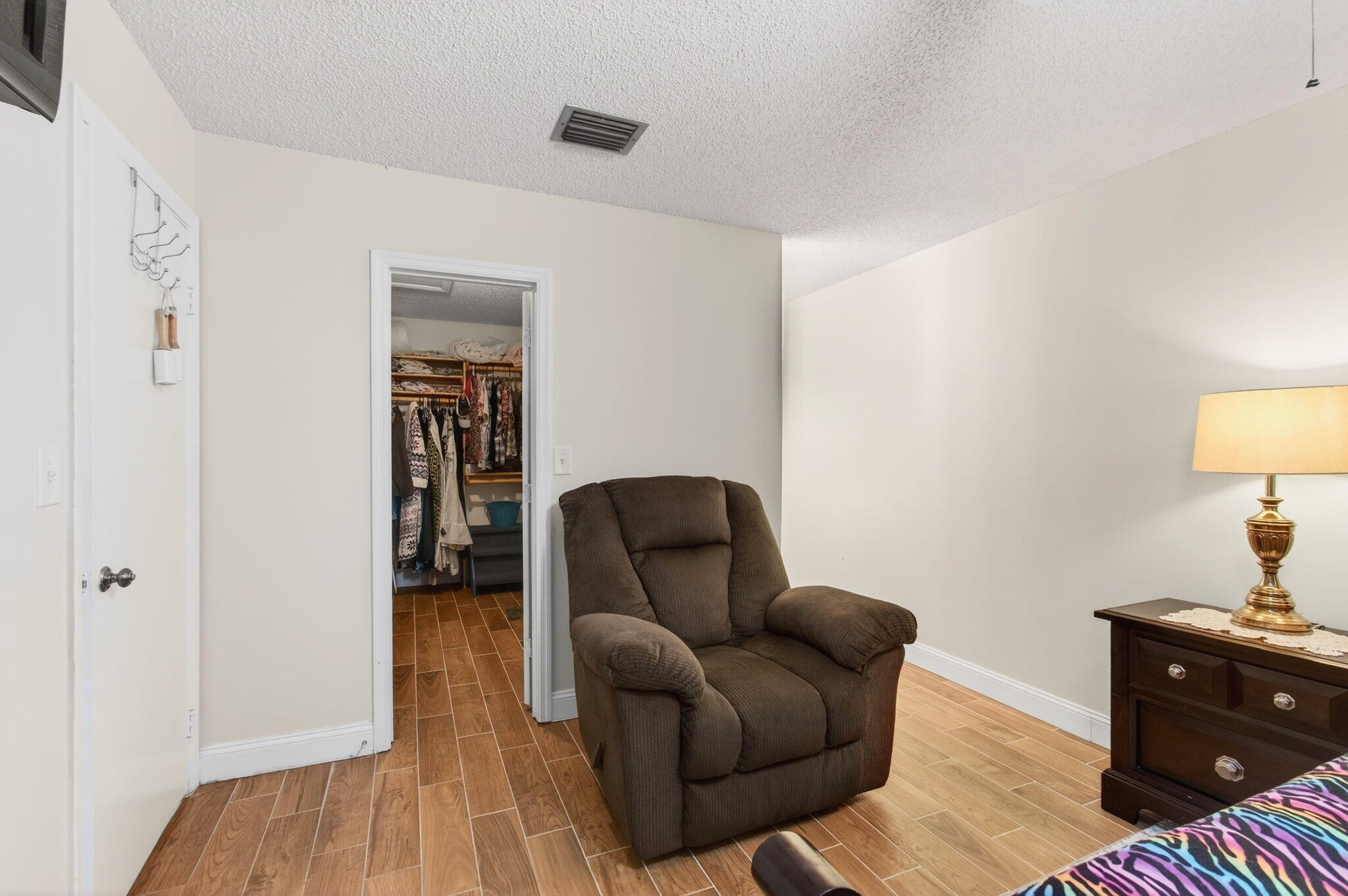  Residence photo 34
