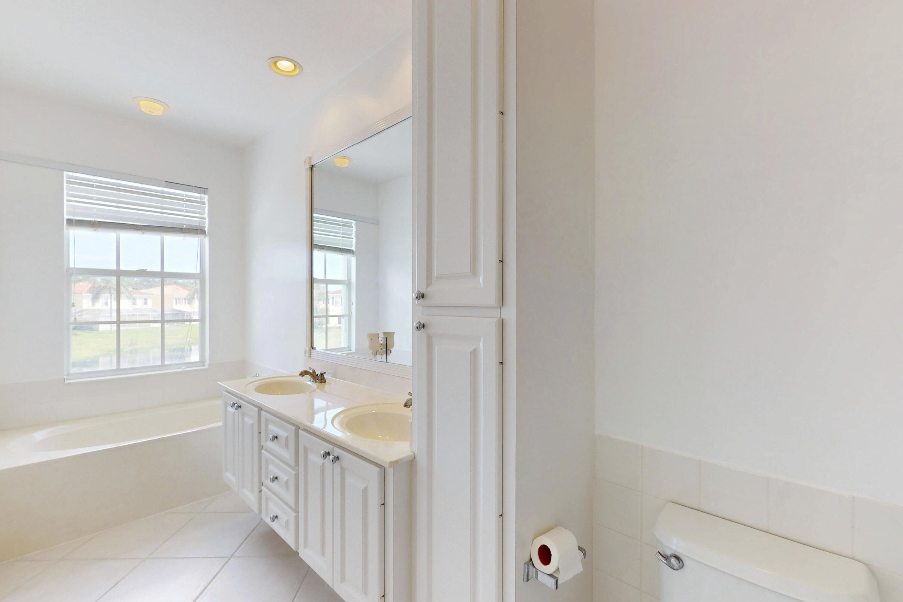 Residence photo 16