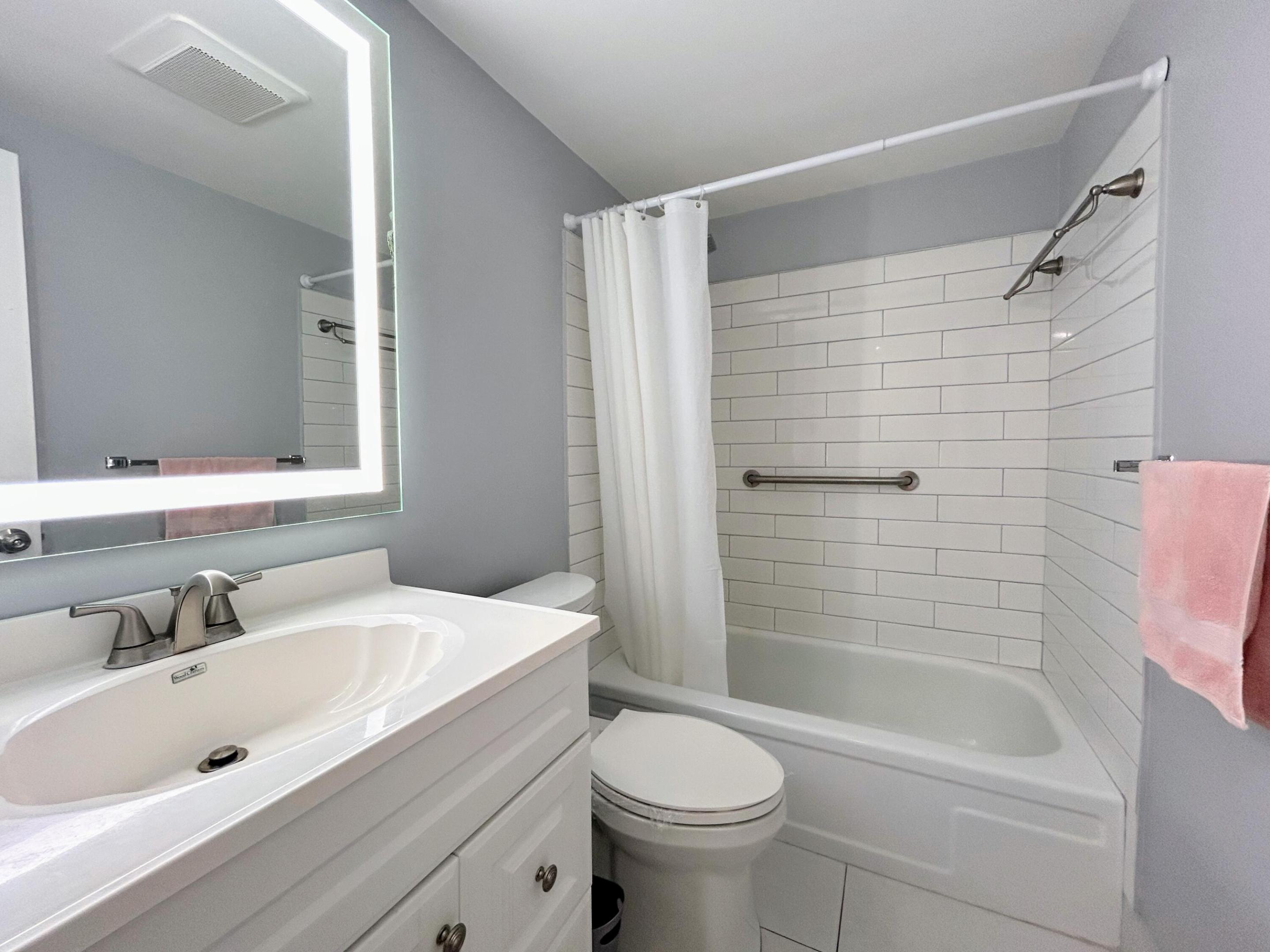  Unit 106 photo 16