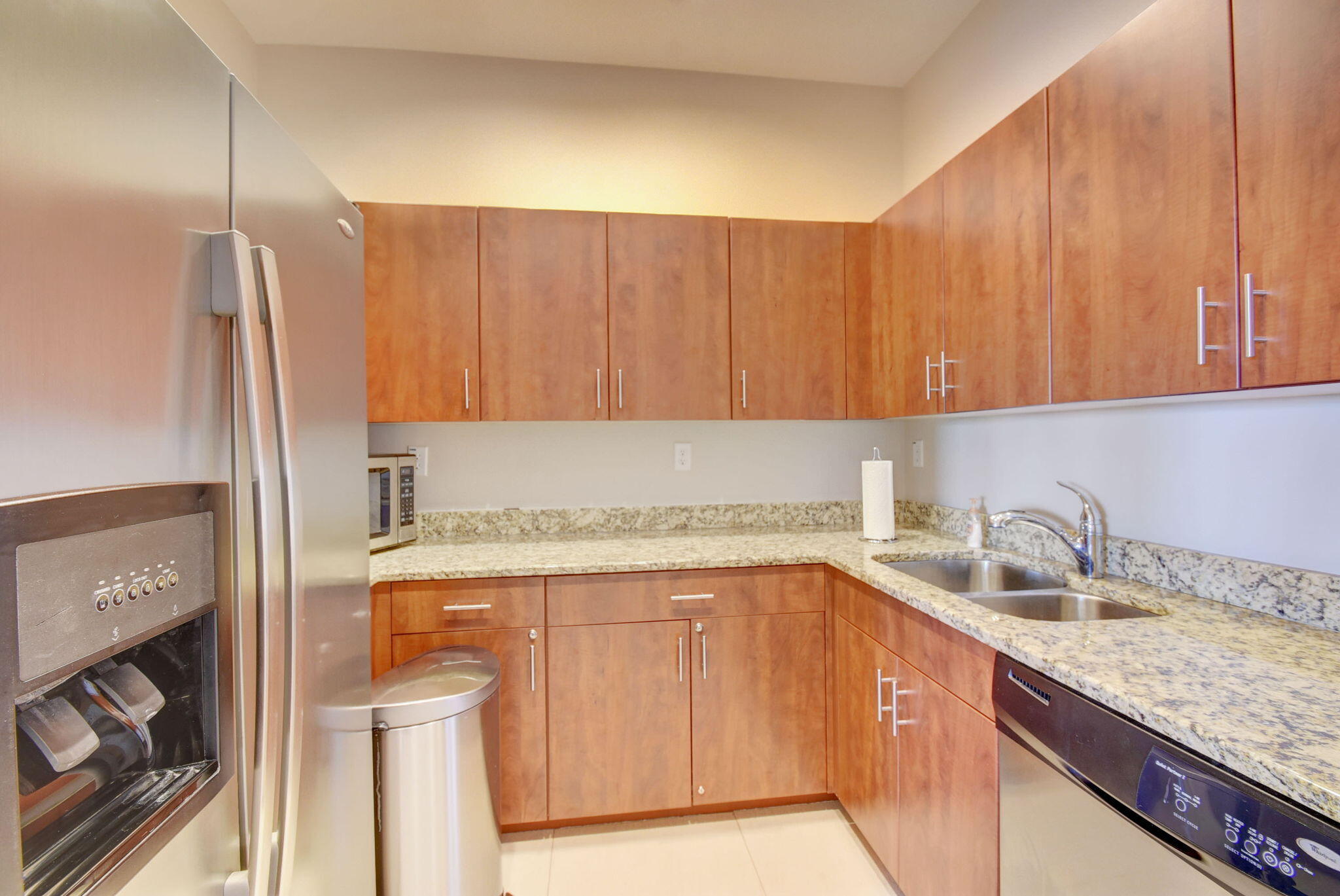 Unit 8 / 23 photo 43