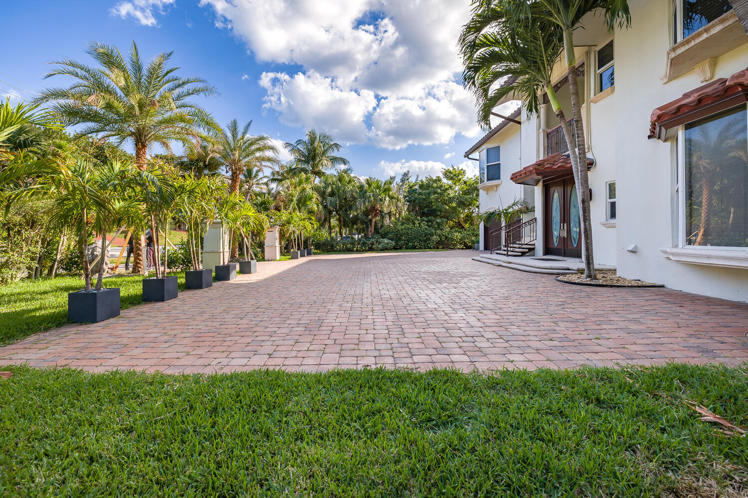 Residence photo 49