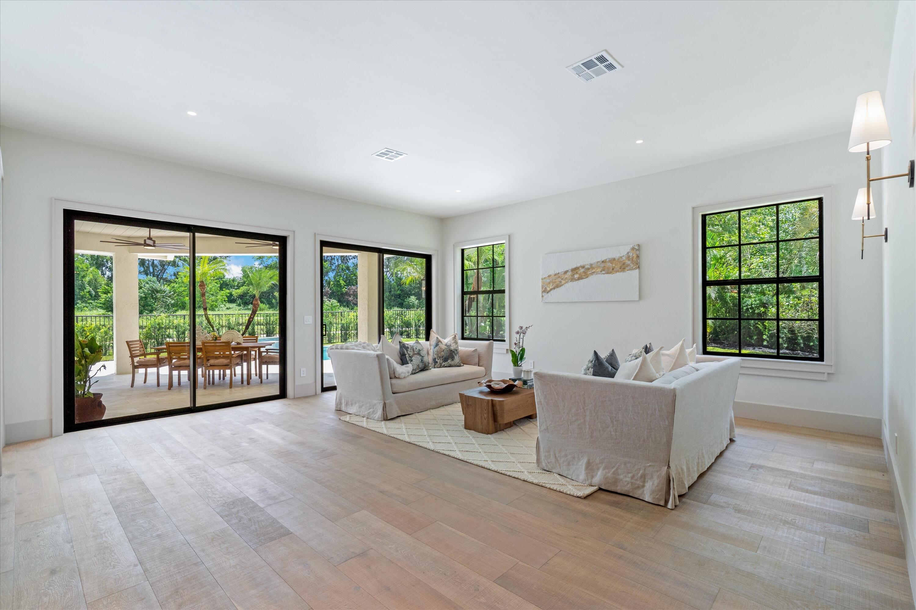 Shady Oaks Residence photo 7