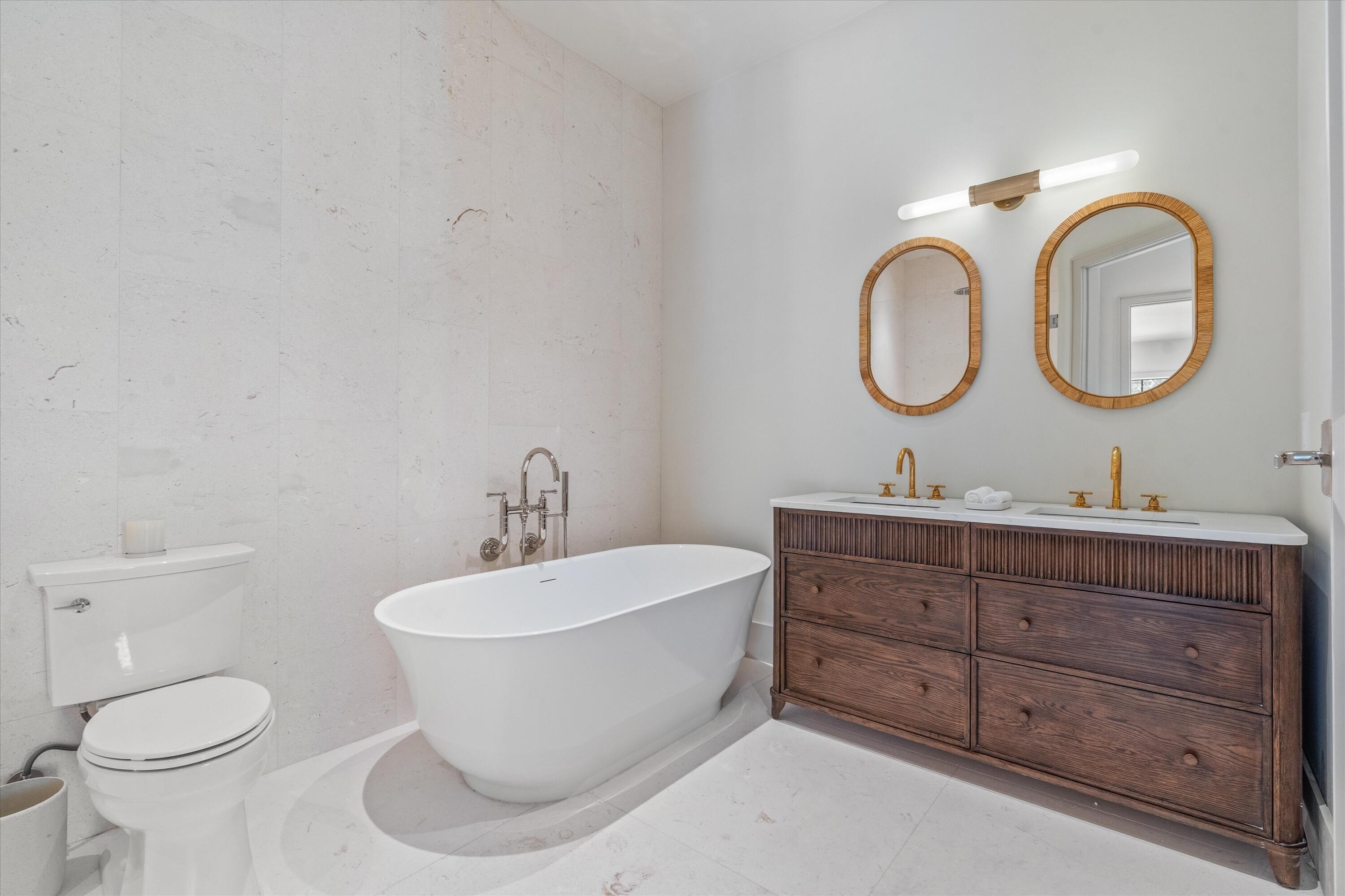 Shady Oaks Residence photo 19