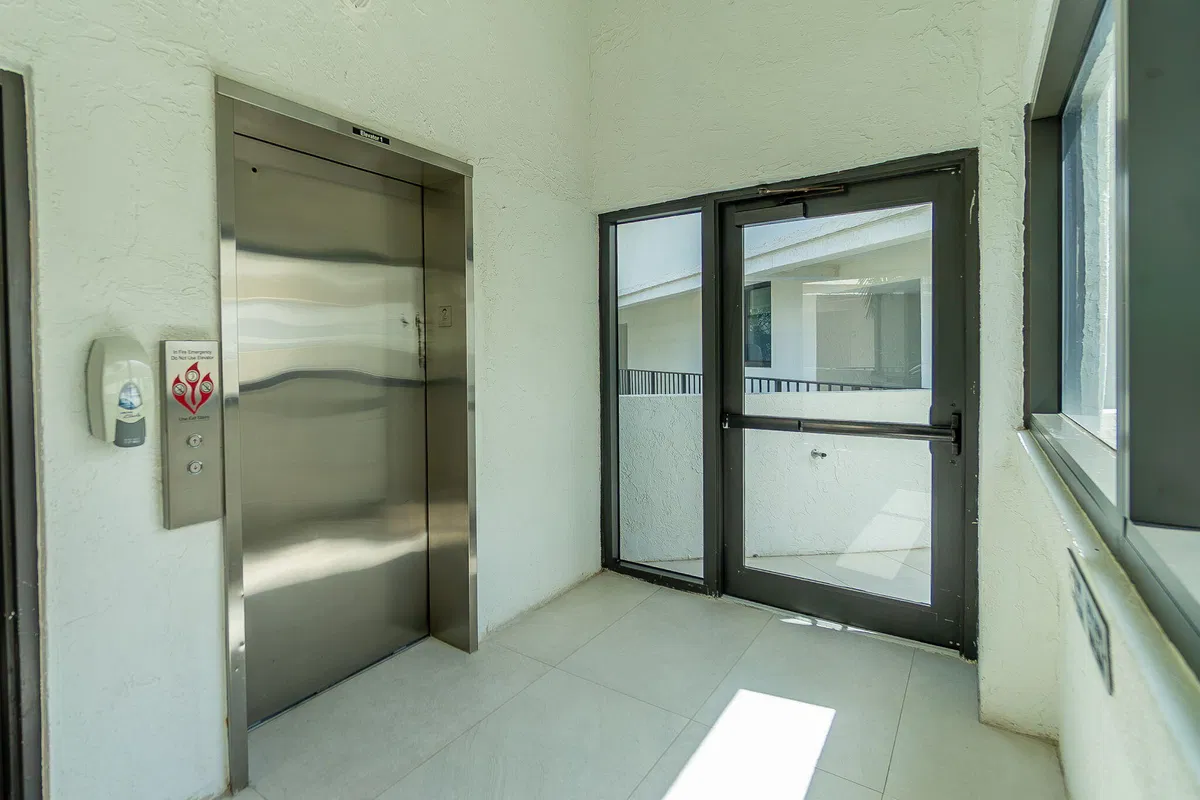  Unit 205n photo 73