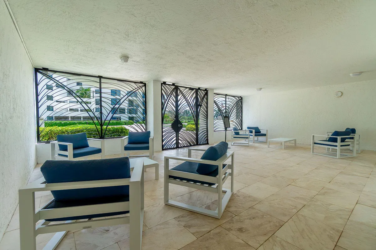  Unit 205n photo 91