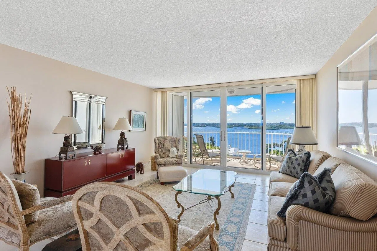 2295 S Ocean Boulevard #916 — photo 1