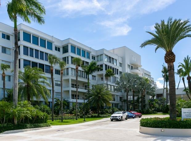 44 Cocoanut Row #B418 — photo 1