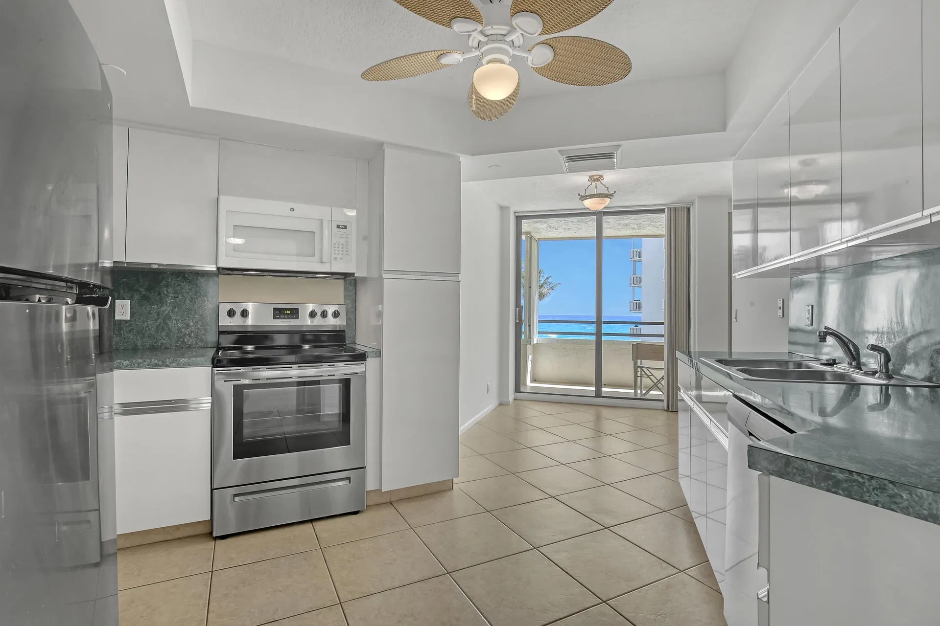 3560 S Ocean Boulevard #403 — photo 1