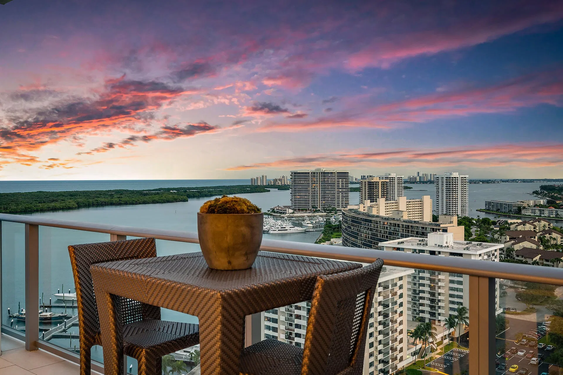 2 Water Club Way 2102, North Palm Beach, FL 33408