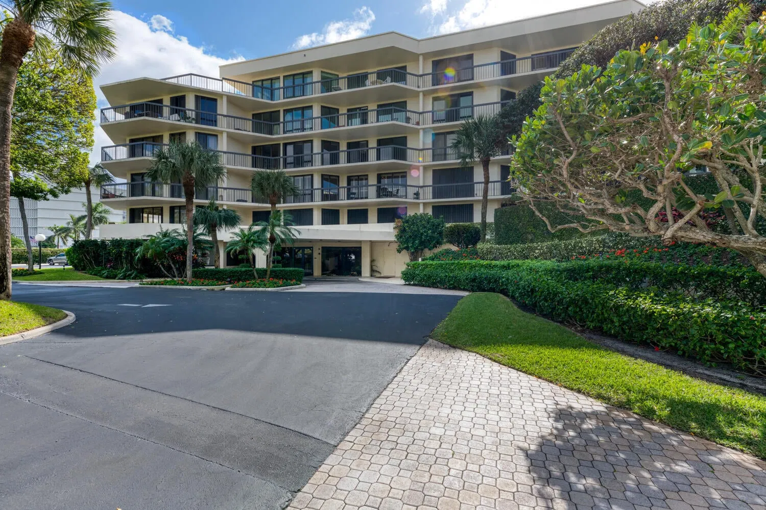 2778 S Ocean Boulevard #305s — photo 1