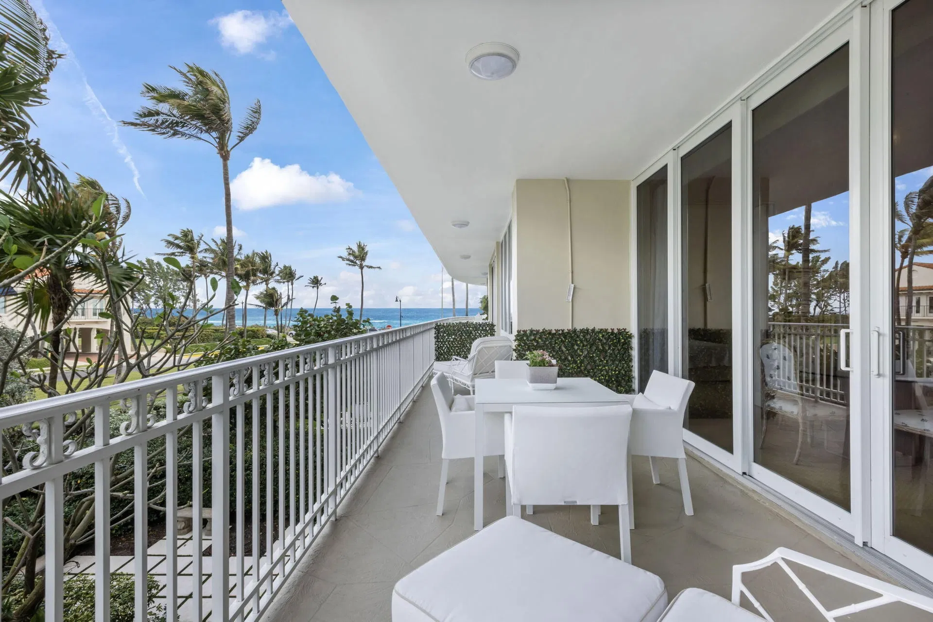 100 Royal Palm Way #D2 — photo 1