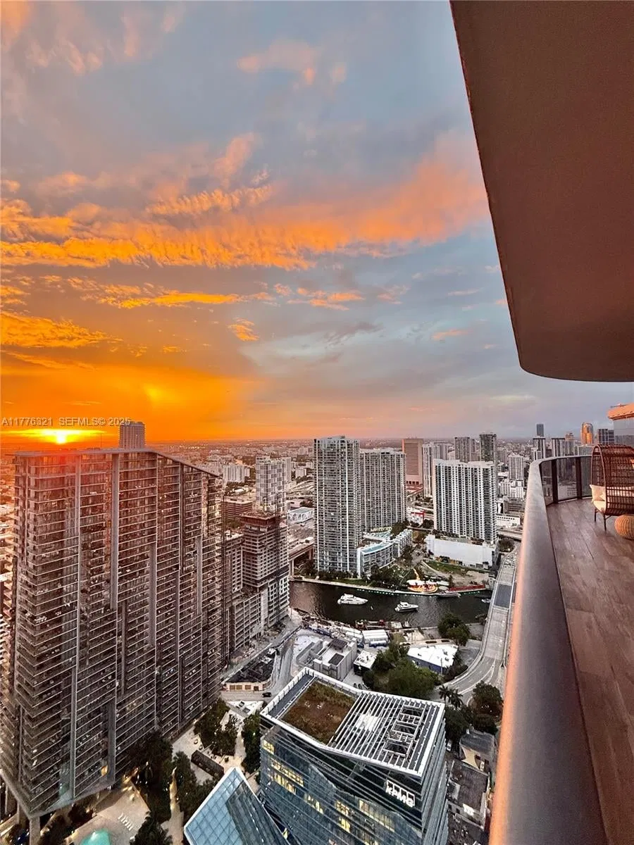 801 S Miami Avenue 5209, Miami, FL 33130