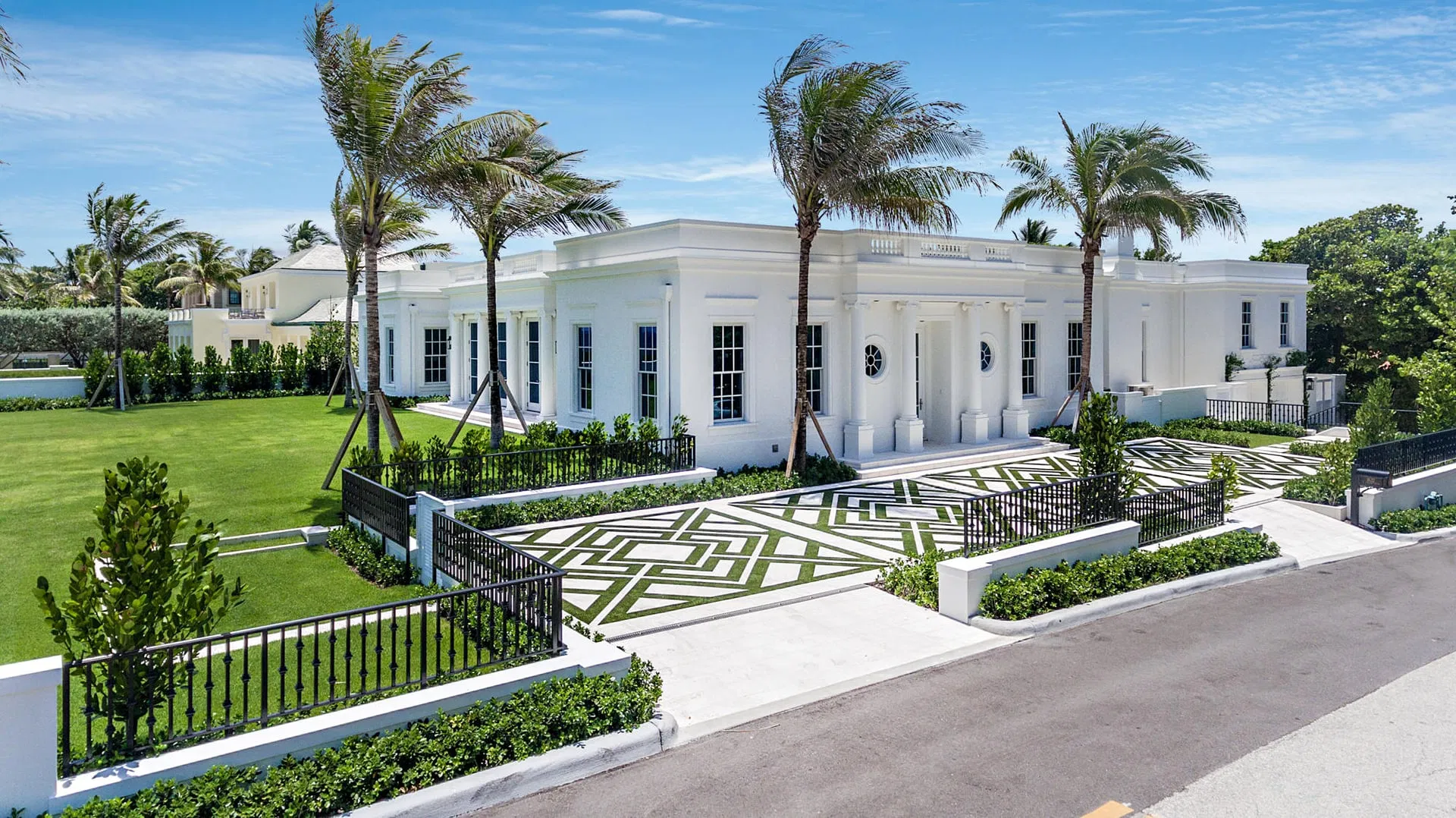 1632 S Ocean Boulevard — photo 1