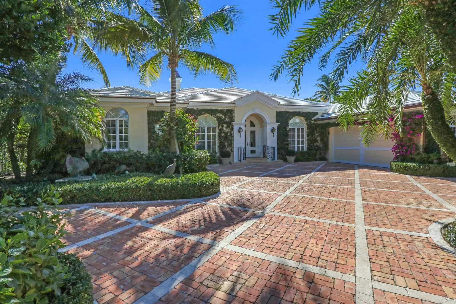 232 Sandpiper Drive — photo 1