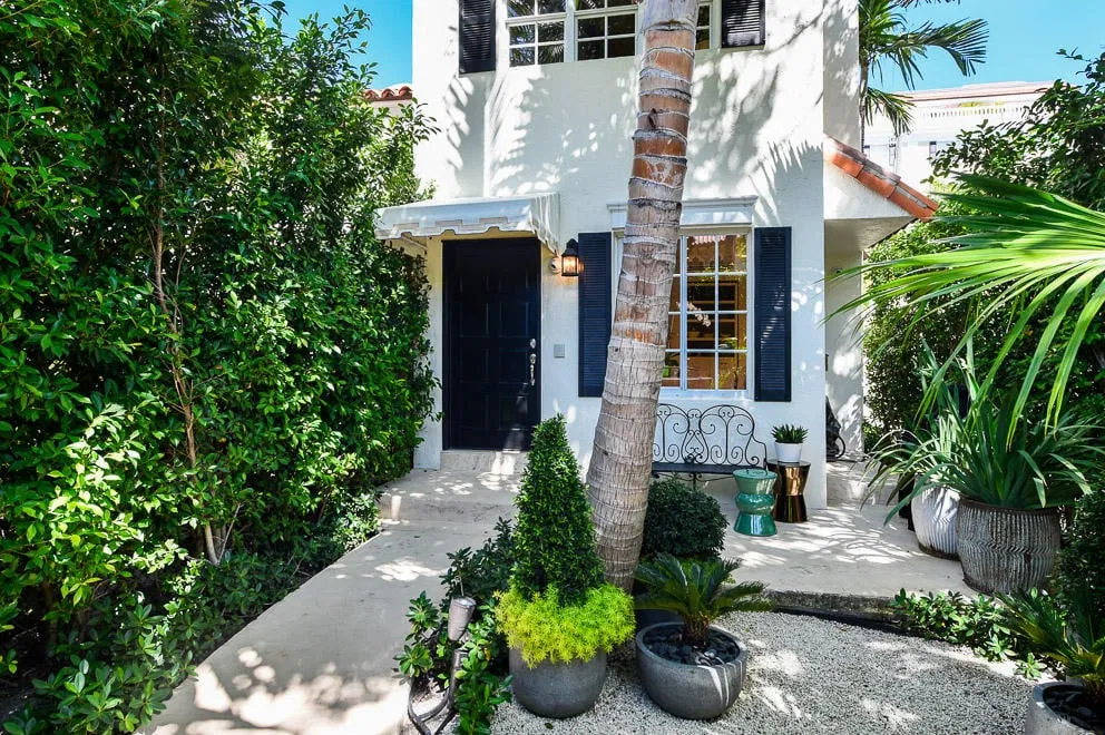411 Australian Avenue #C — photo 1