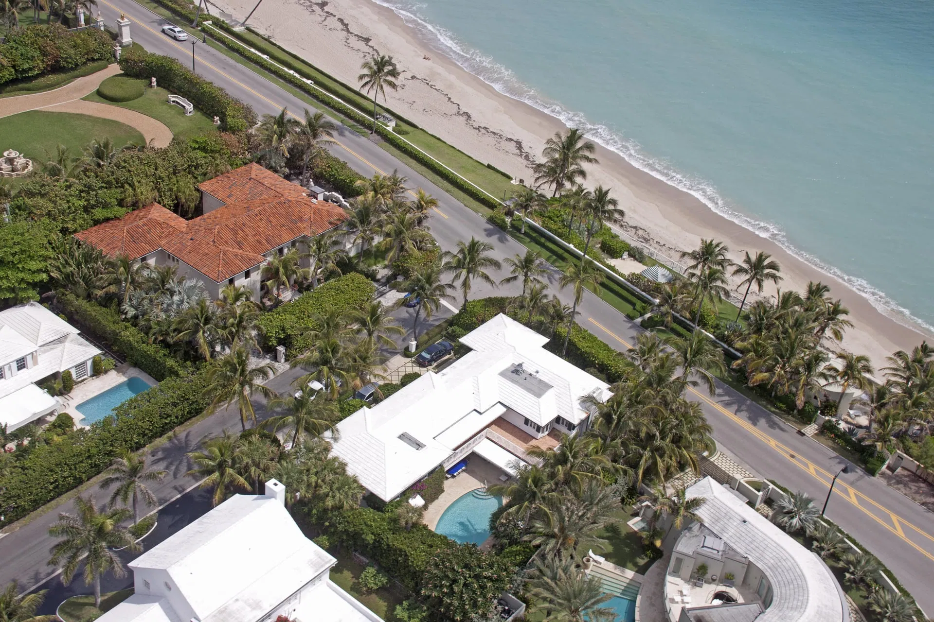 880 S Ocean Boulevard — photo 1