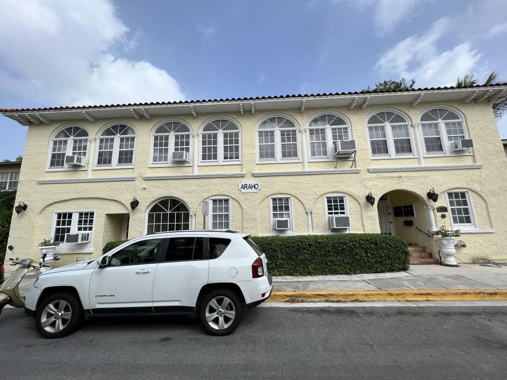 253 Oleander Avenue #3 — photo 1