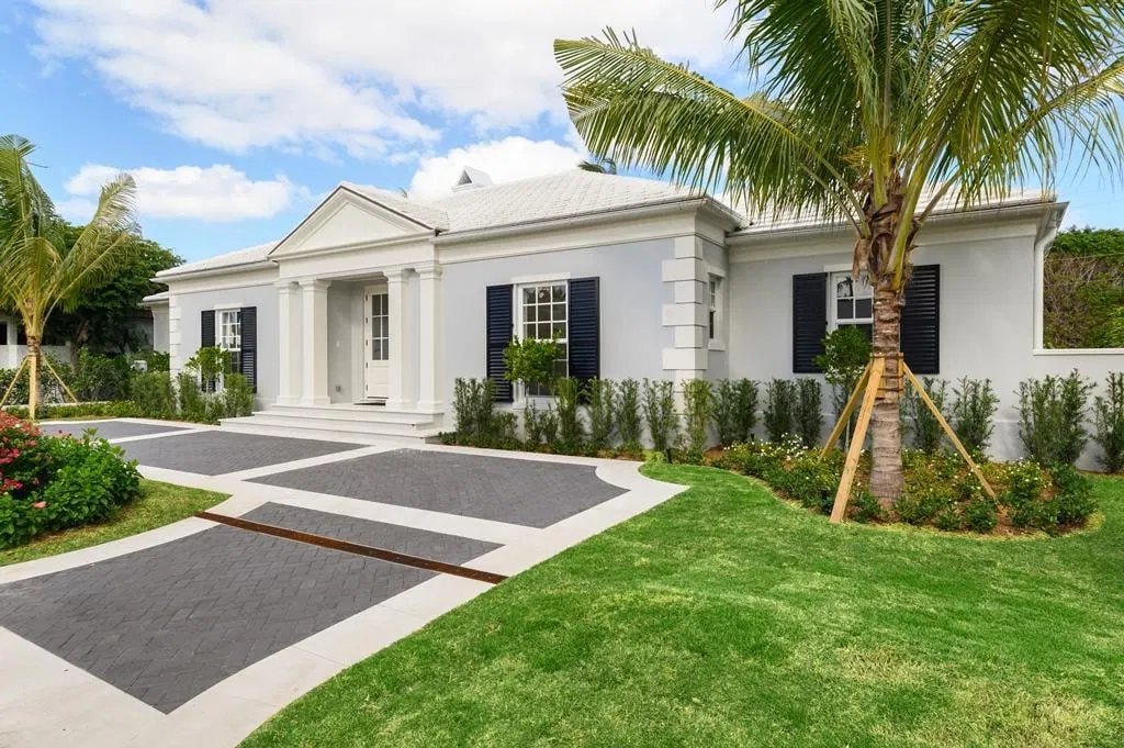209 Sandpiper Drive — photo 1