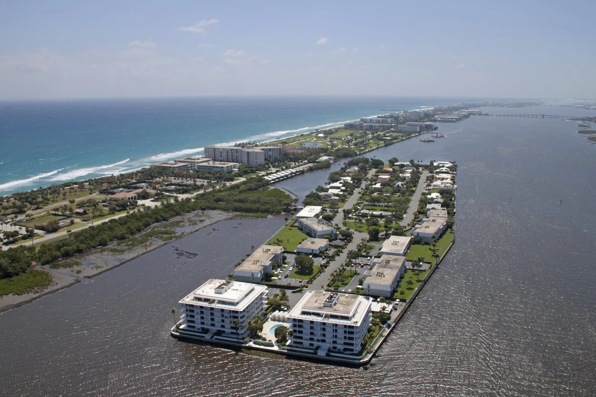 2155 Ibis Isle Road #Ph 2 — photo 1