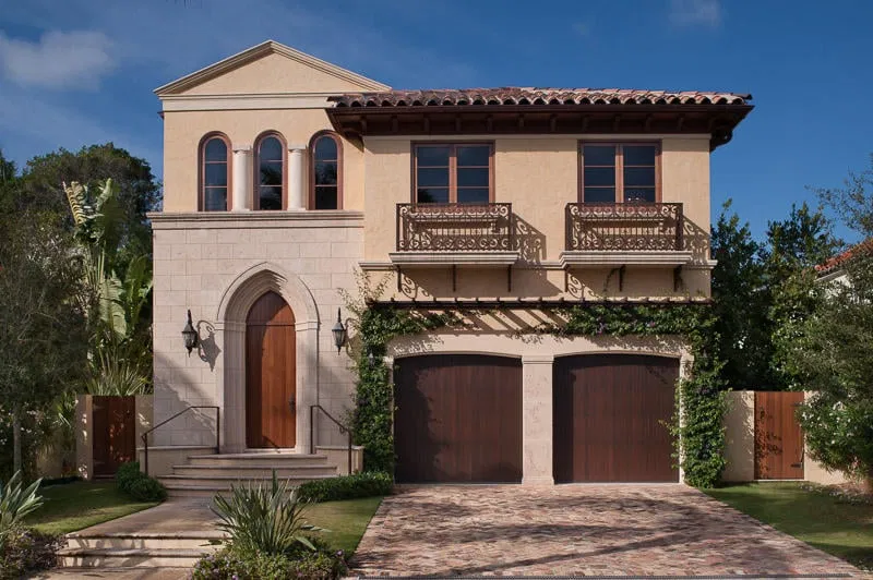 358 Hibiscus Avenue — photo 1