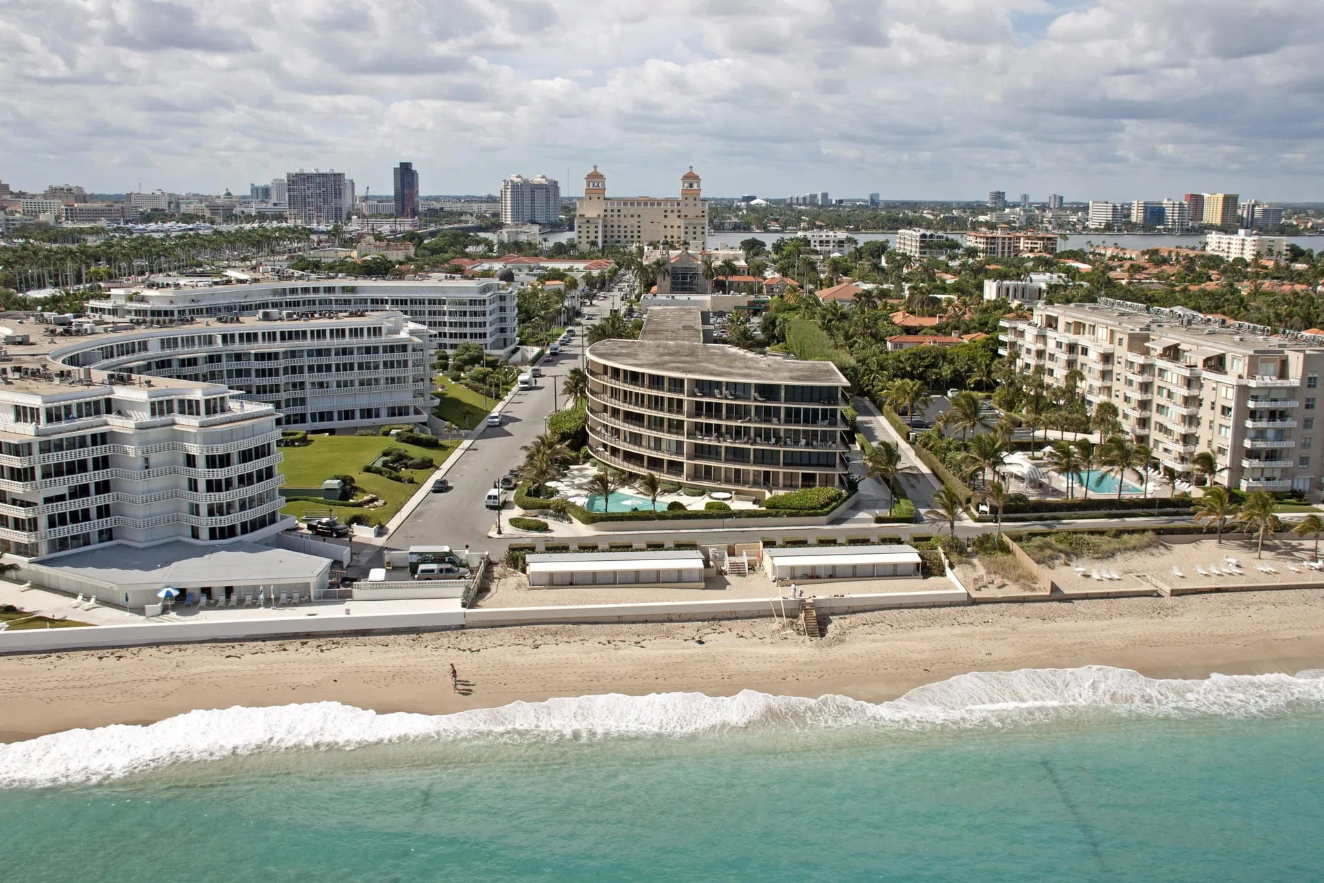 150 N Ocean Drive #4020 — photo 1
