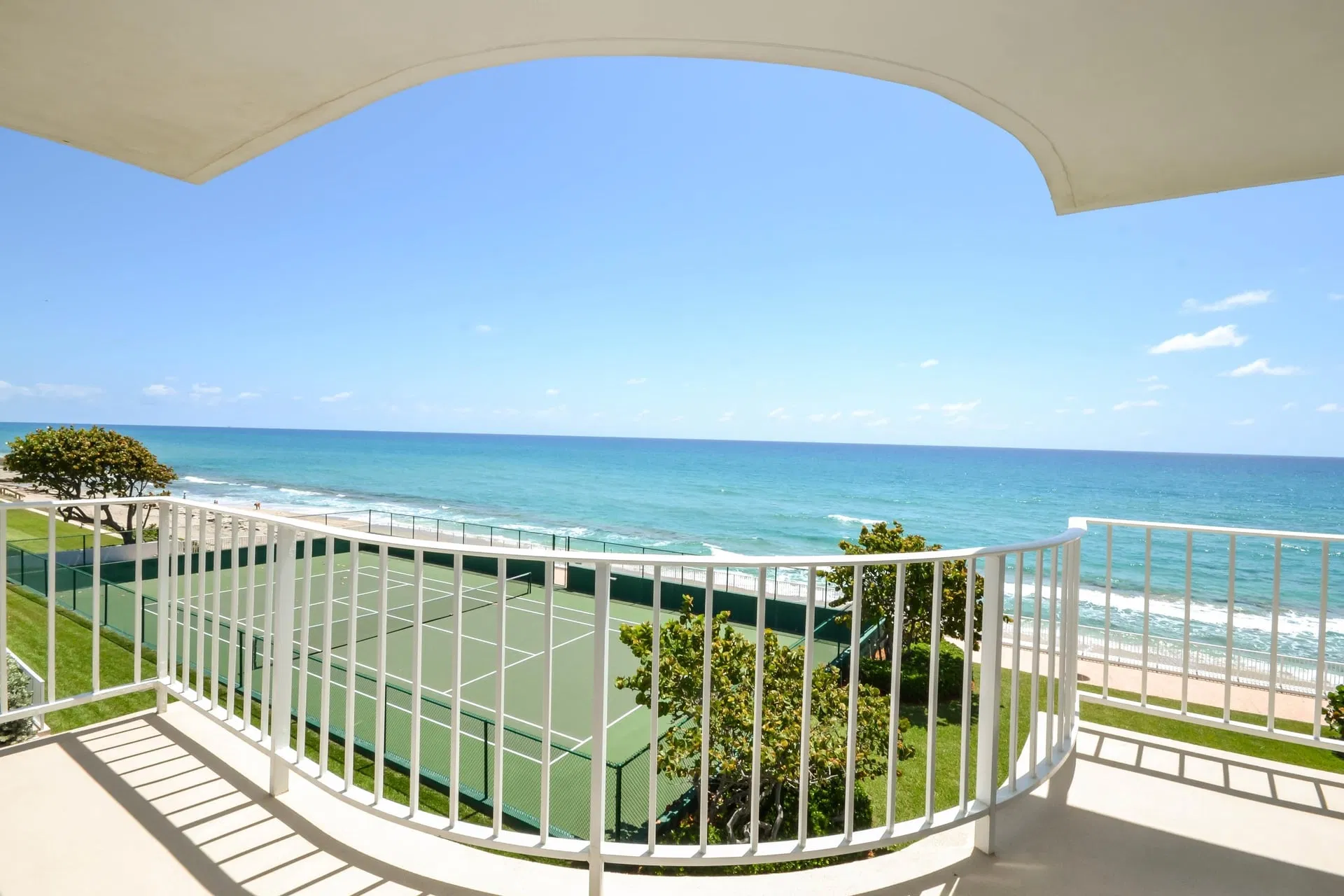 2295 S Ocean Boulevard #425 — photo 1