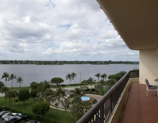 2660 S Ocean Boulevard #603 W — photo 1