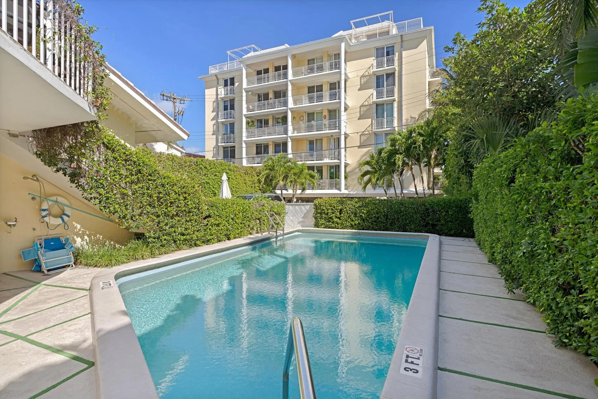 170 Chilean Avenue #4b — photo 1