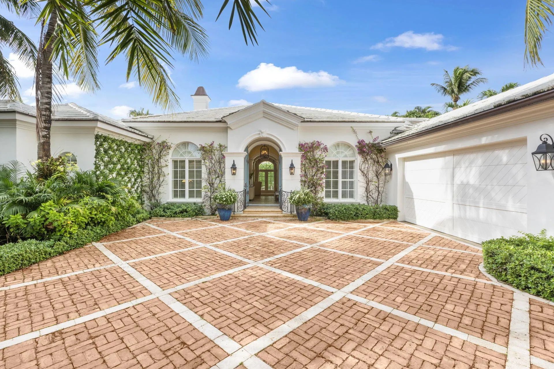 232 Sandpiper Drive — photo 1