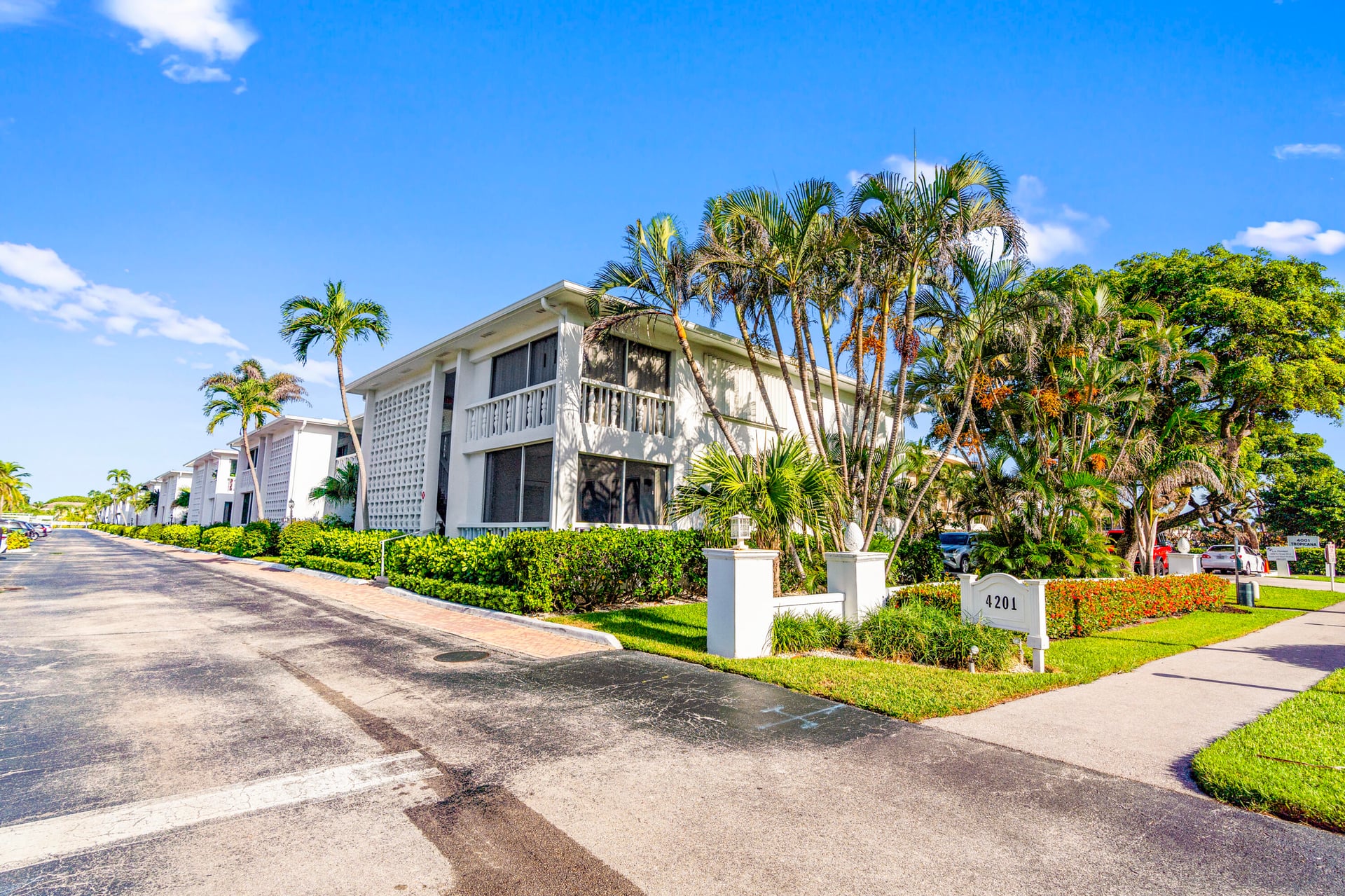 4201 S Ocean Boulevard #H8 — photo 1