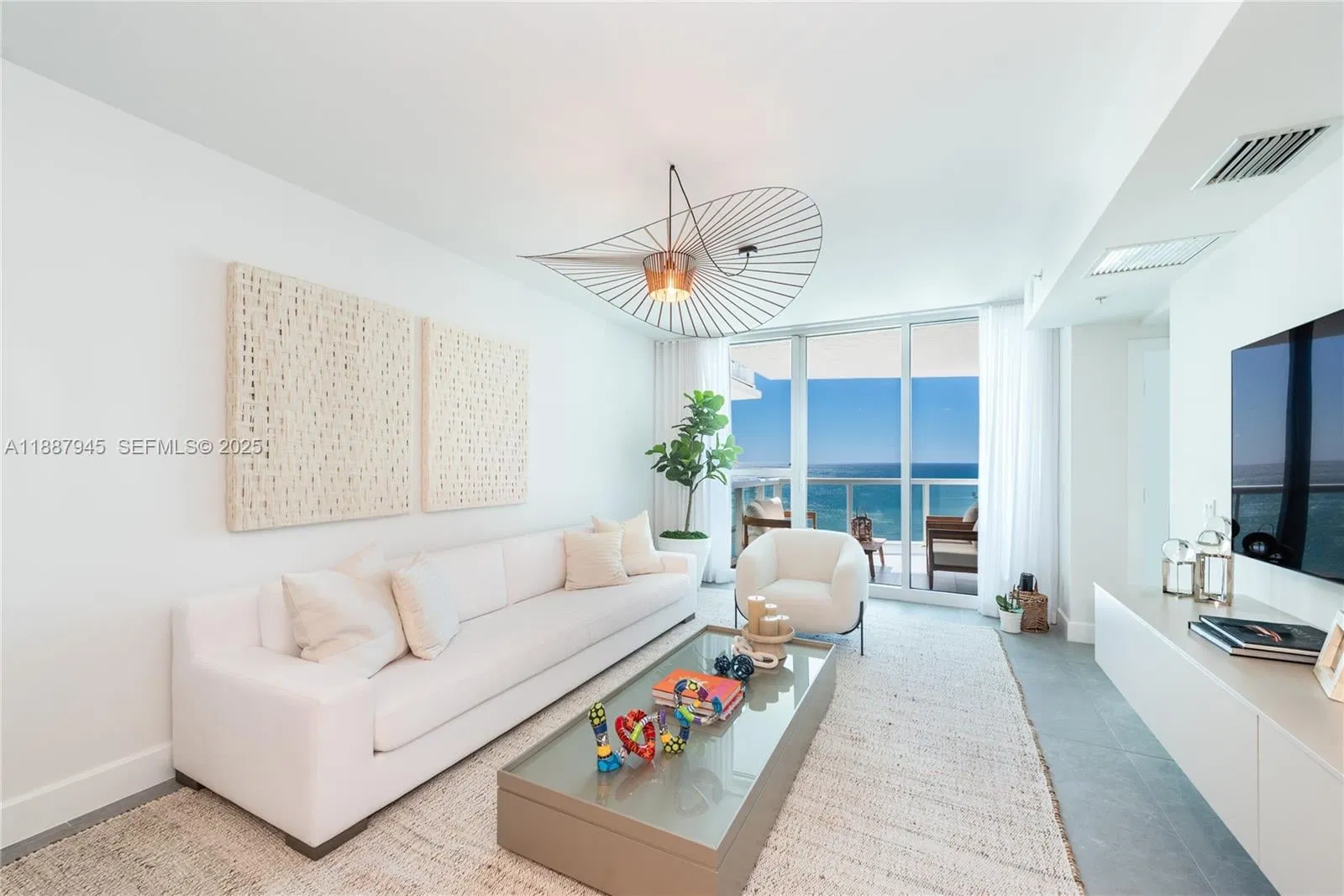 3801 Collins Avenue 1502, Miami Beach, FL 33140