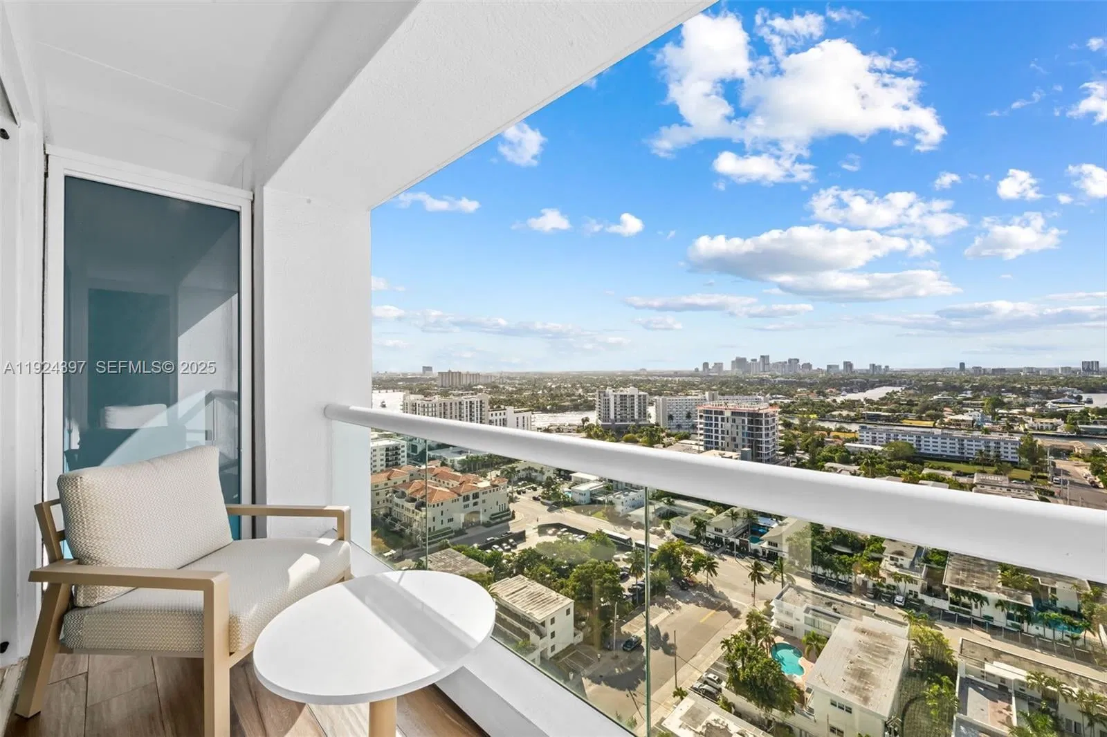 551 N Fort Lauderdale Beach Boulevard R1904, Fort Lauderdale, FL 33304